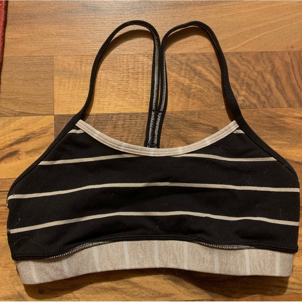 Lululemon Racerback Sports Bra Size 4